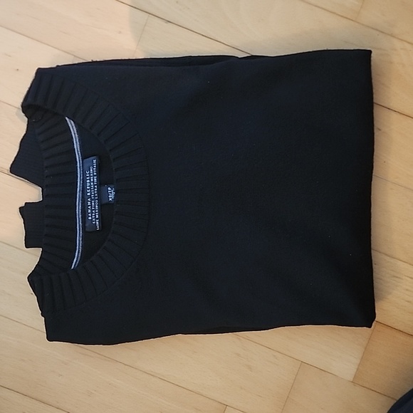 Banana Republic Extra Fine Italian Merino sweater - Picture 3 of 4